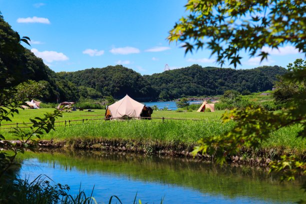 清新的营地形象与草图片下载