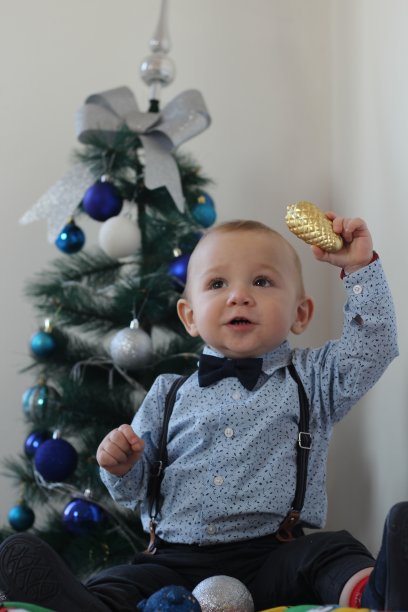 宝宝和他的生日图片下载