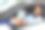 快乐的黑人配偶从租赁服务经理那里拿车钥匙图片下载
