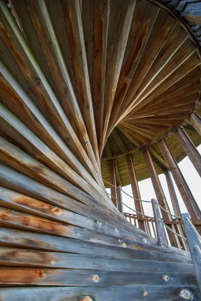 索瓦贝林塔和螺旋楼梯，洛桑，瑞士图片下载