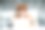 男程序员通过笔记本电脑自由工作时戴眼镜保护眼睛，聪明的学生在上网本上看教程。图片下载