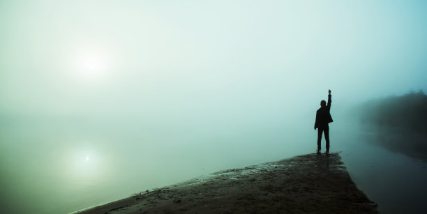 人的剪影图片下载