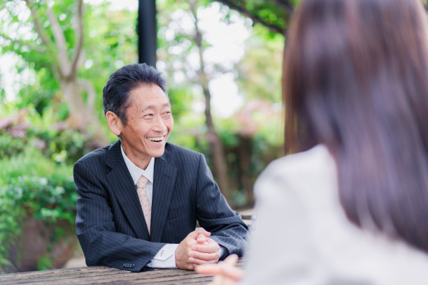 商务经理回答面试图片下载