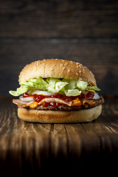 汉堡加奶酪和培根图片下载