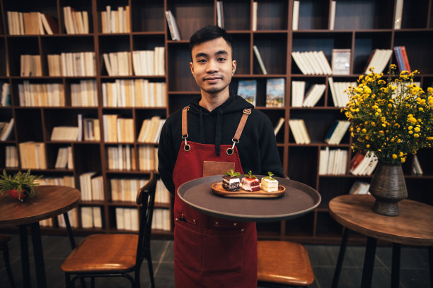 Book Café, bartender, waiters, waitress, guests图片下载