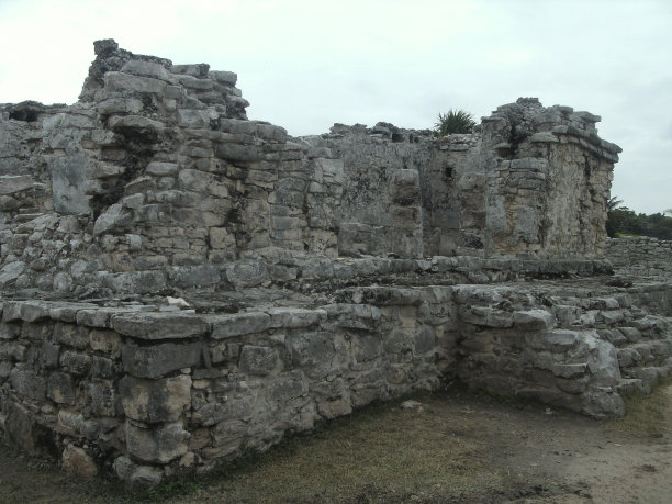 图卢姆令人惊叹的玛雅遗址图片下载