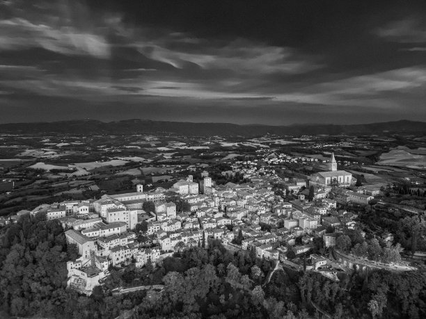 托迪，意大利老城，来自无人机图片下载