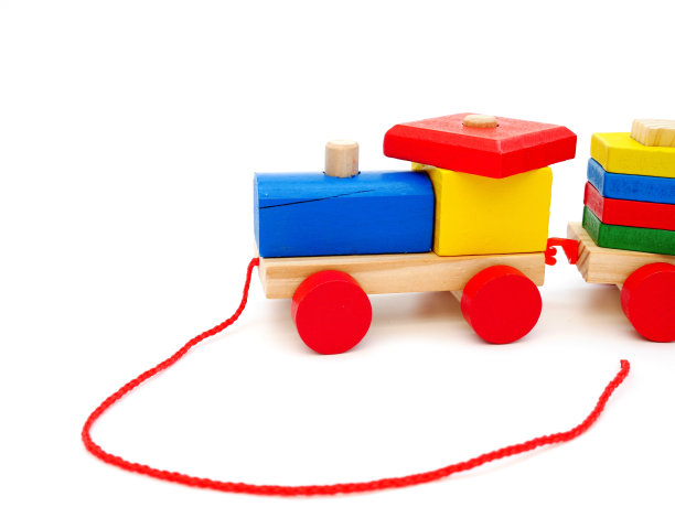 木制火车孤立的白色背景图片下载