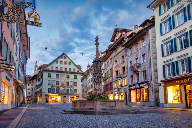 瑞士卢塞恩老城区图片下载