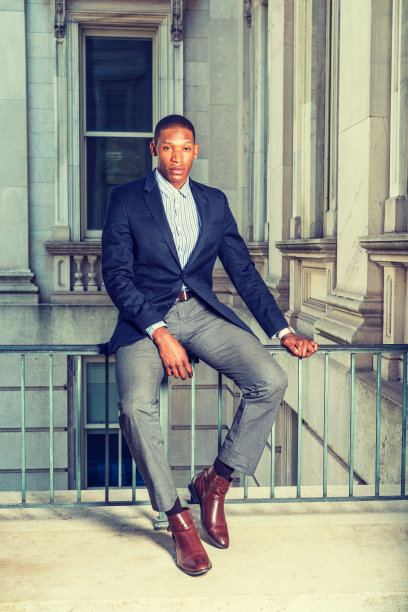 纽约年轻的非裔美国商人图片下载