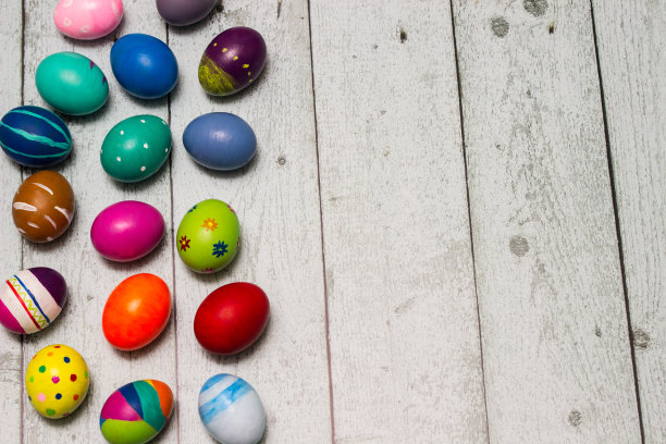 五颜六色的复活节彩蛋图片下载