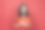 一名亚洲妇女手持红色财富信封，祝福中国新年庆祝概念的红色背景上的中文单词，意思是祝你有大好运和大利润图片下载