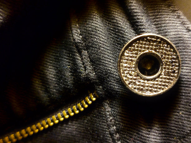 牛仔裤的按钮图片下载