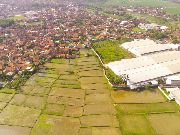 农田周边厂区图片下载