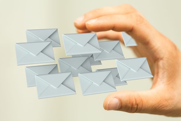 电子邮件营销概念的3D渲染图片下载