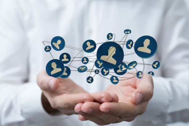 一个人在后面的三维通信网络渲染图片下载