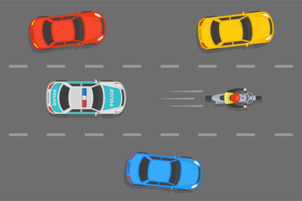 在城市高速公路上，警车追赶摩托车骑手。城市街道俯视图。图片下载