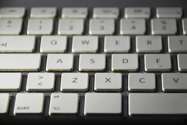 脏键盘图片下载