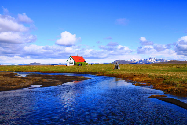 Hvitarnes小屋附近的乡村图片下载