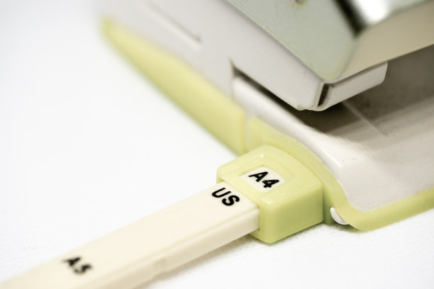 打孔机，适用于dina4尺寸的纸张图片下载