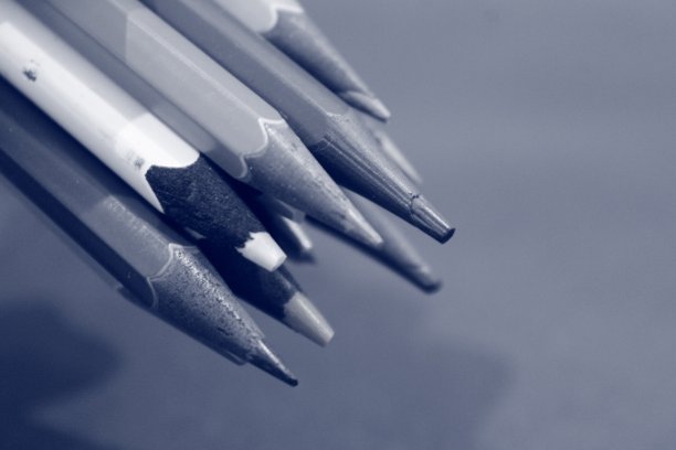 单色蓝色彩色铅笔图片下载