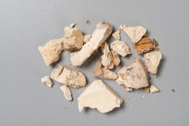 俯视图草药扶参或茯苓与松或茯苓图片下载