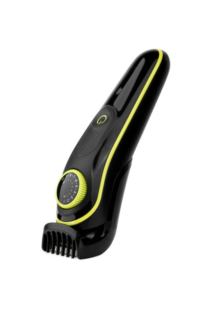 白色背景上的电动剃须刀。微调特写在白色背景。图片下载