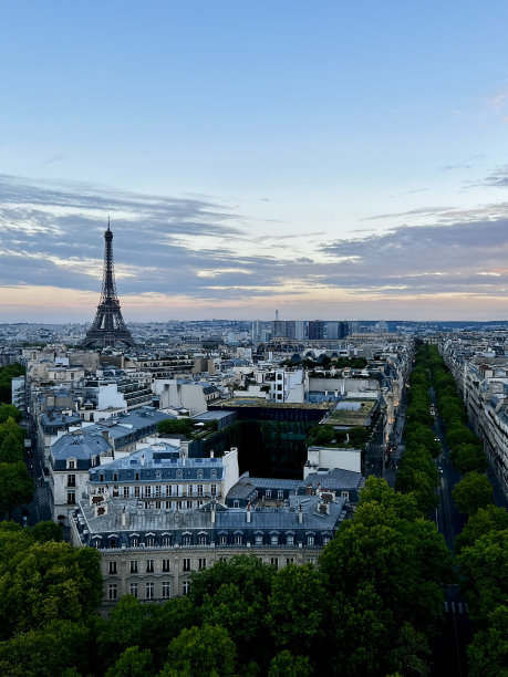 巴黎-埃菲尔铁塔-豪斯曼-日落图片下载