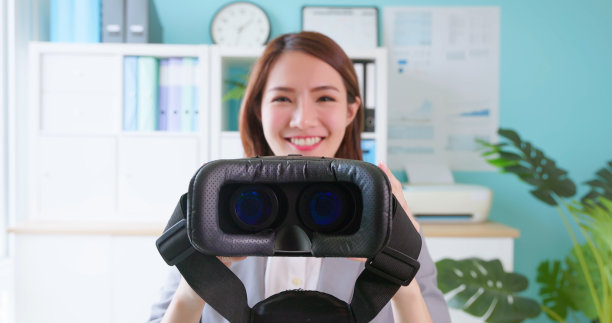 女人给你VR图片下载