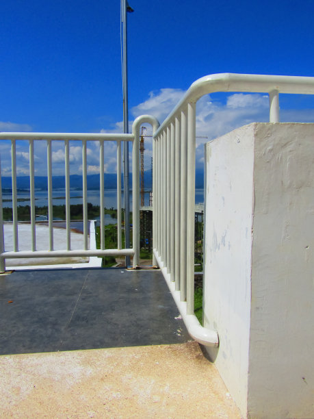 铁围栏图片下载