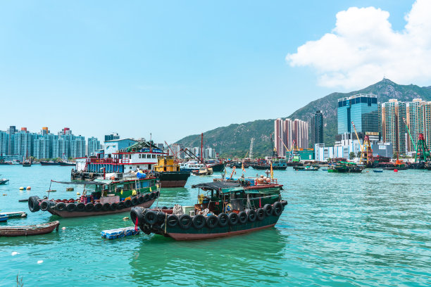 青山湾海滨长廊的景色图片下载