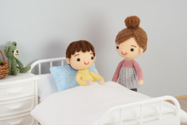手工编织玩具。可爱又小巧的阿米鲁美娃娃。医疗与生活图片下载