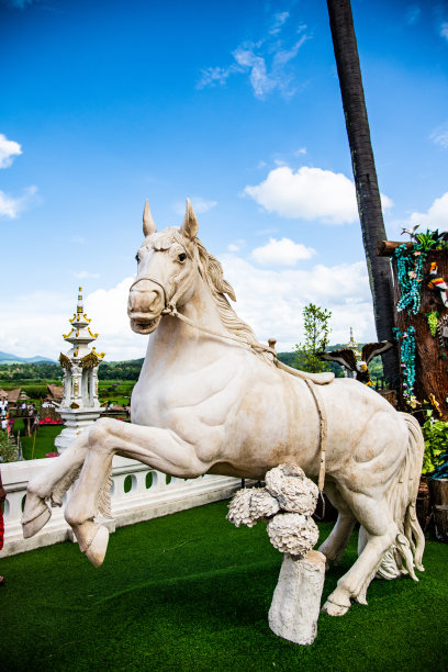 内蒙古寺的马像图片下载