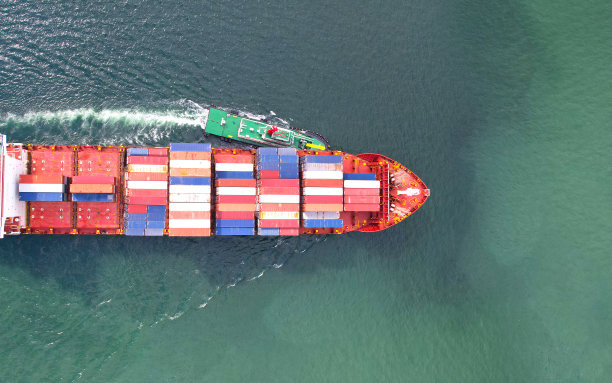 从航运系统的角度看集装箱运输由货船、国际运输、进出口业务、物流图片下载