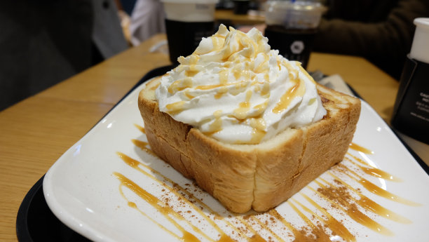 蜂蜜黄油面包又软又蓬松图片下载