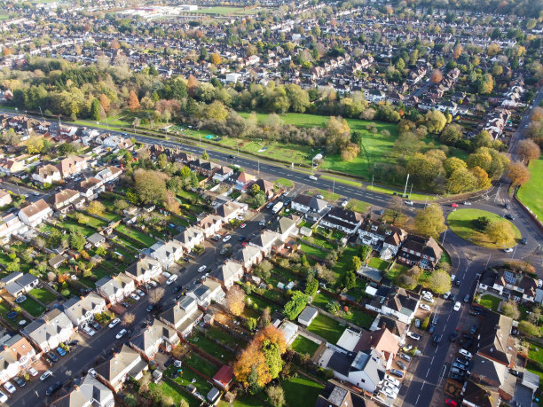 英国城镇和住宅的高角度视图图片下载
