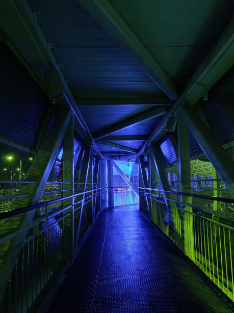 霓虹灯的小巷图片下载