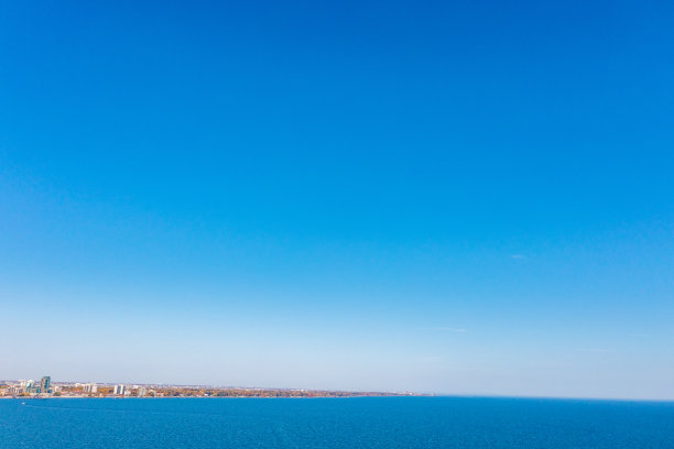 加拿大安大略省汉密尔顿市伊丽莎白女王路QEW高速公路图片下载