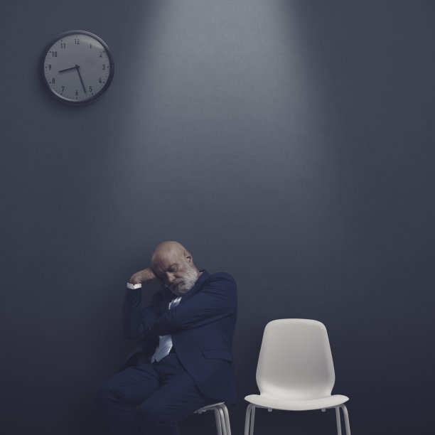 有人在候诊室睡着了图片下载