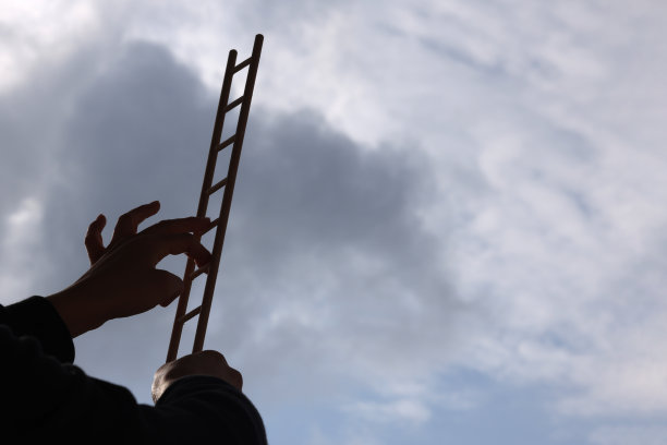 梯子和手指图片下载