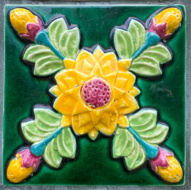 传统华丽的葡萄牙装饰瓷砖azulejos图片下载