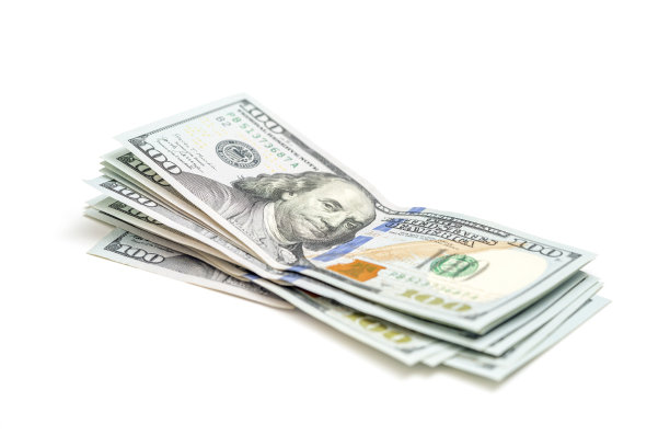 美国纸币，货币，现金美元在白色背景上。特写镜头。金融、支付、贸易、金融交易概念图片下载