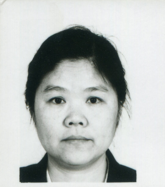 中国成熟女性肖像单色老照片图片下载