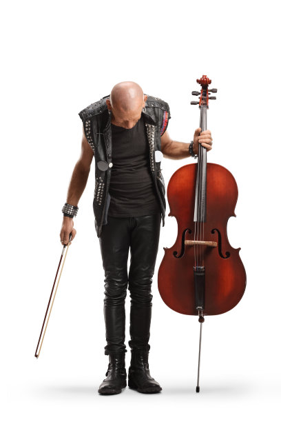 朋克音乐家，演奏结束后用大提琴鞠躬图片下载