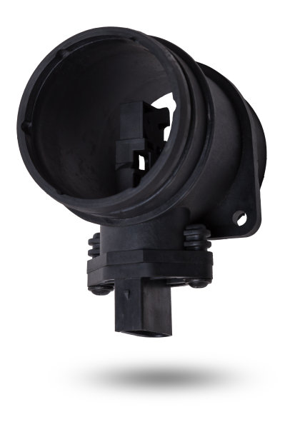 大量空气流量传感器隔离在白色背景上。汽车服务业。汽车服务业。备件目录。图片下载