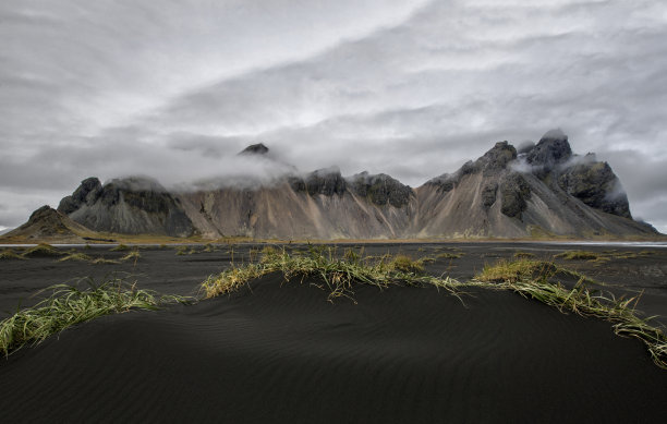 欧洲冰岛岛南部的维斯特拉霍恩山脉图片下载