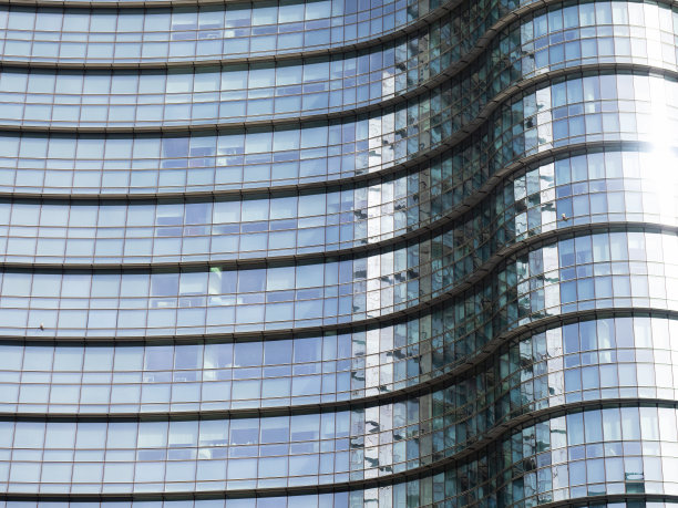 现代商务大楼的建筑细节图片下载