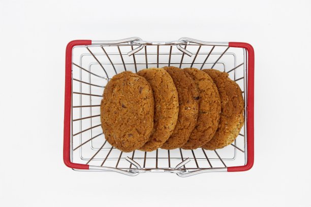 燕麦饼干在篮子从商店图片下载