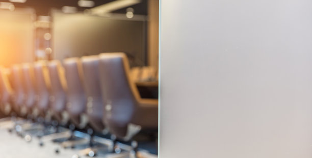 空磨砂玻璃墙，适合广告空间，现代化会议室图片下载