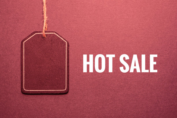 红色的价格标签与销售标志在红色背景，红色的模型图片下载